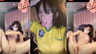 คลิปหลุด lukmoo71 น้องลูกหมู สาวสวยตัวเล็น่ารักไลฟ์สดโชว์เสียวช่วยตัวเองดิลโด้แหย่หีเล่นฟิยเสียบหีเข้าออกครางเสียวๆลั่นห้องเลย